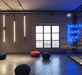 FORTYEIGHT 48V MULTISYSTEM RECESSED TRIMLESS TRACK