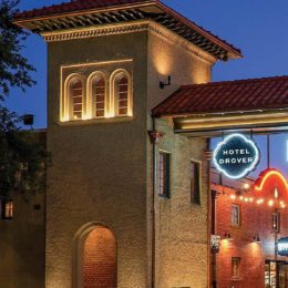 Mule Alley – Fort Worth Stockyards & Hotel Drover